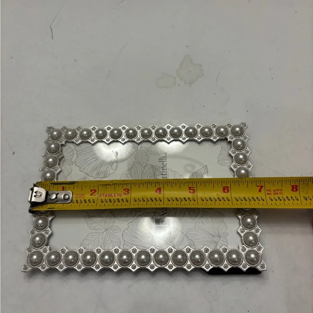 Valerie Bertinelli White Bead pearls picture frame